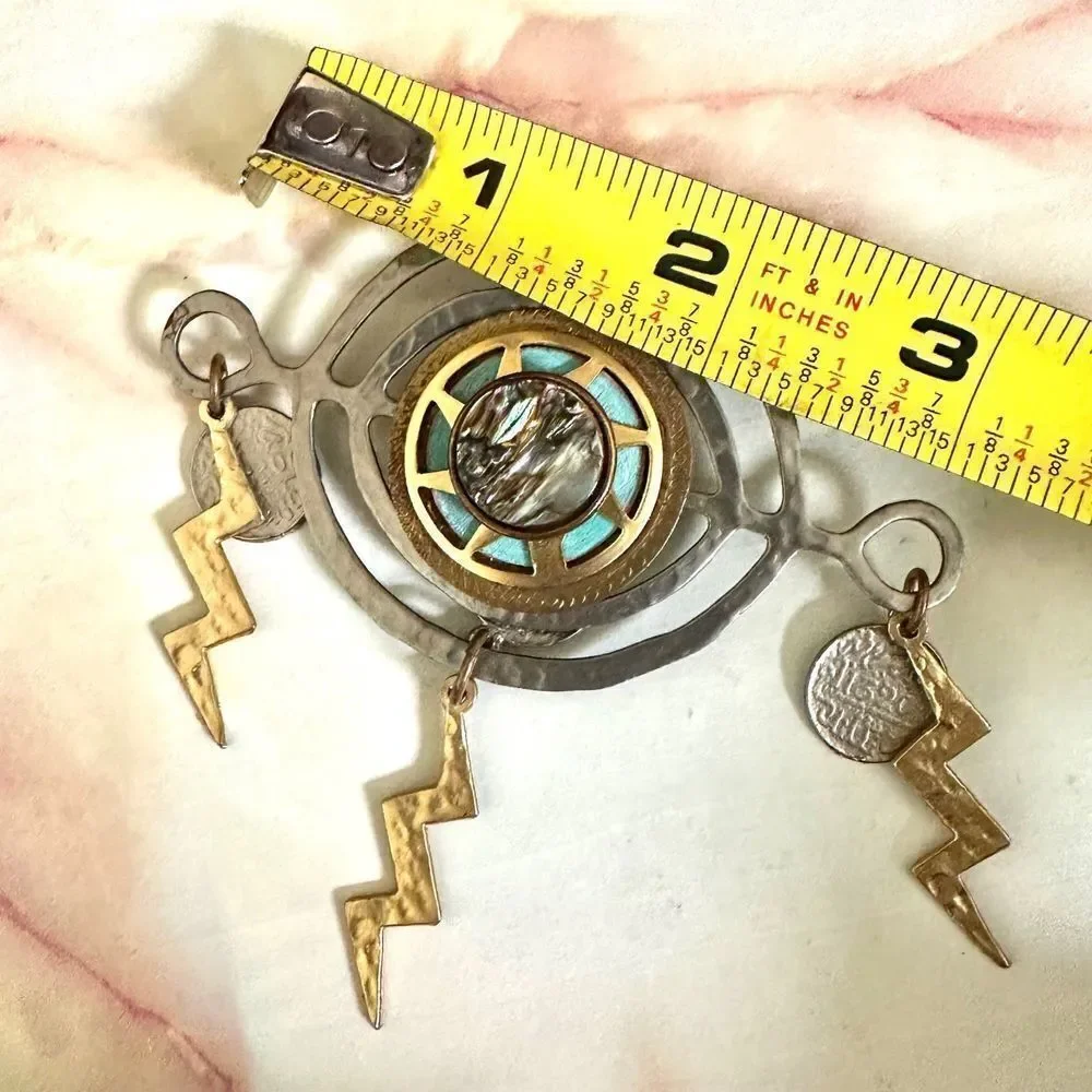 Fashion Bella Vintge gold/silver tone brooch